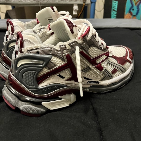 Burgundy Balenciaga Runners - Picture 1 of 6